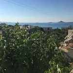 Ξενοδοχείο με διαμερίσματα Kolona