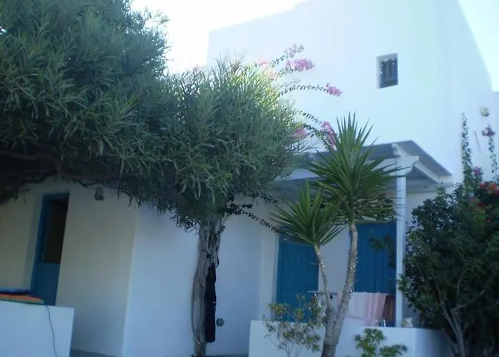 Aparthotel Kolona Studios 3*