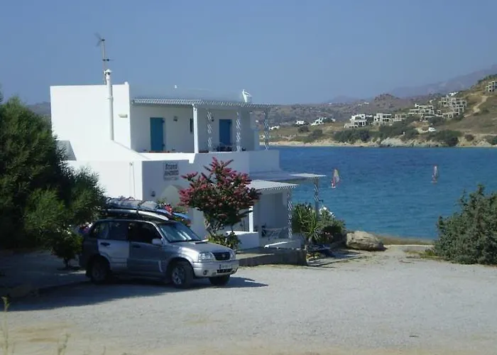 Aparthotel Kolona Studios 3*