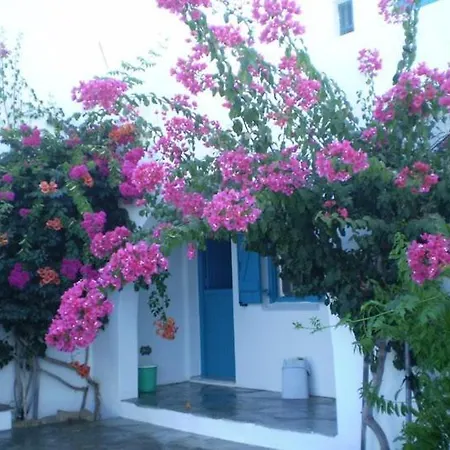 Kolona Апарт-отель Микри-Вигла