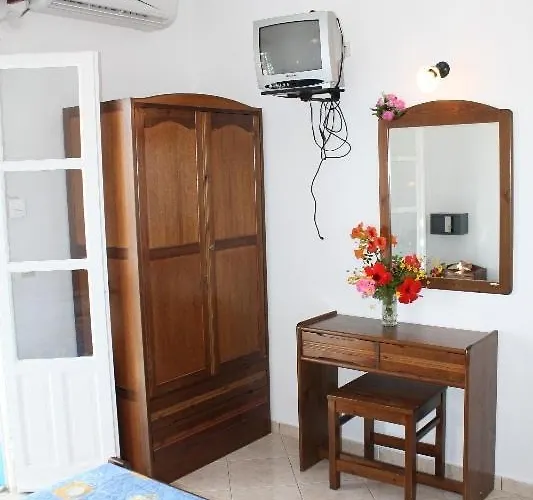 Kolona 3* Mikrí Vígla